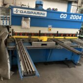 Cesoia a ghigliottina idraulica GASPARINI da 2000 x 4-6 mm con CNC Delem -norme CE –